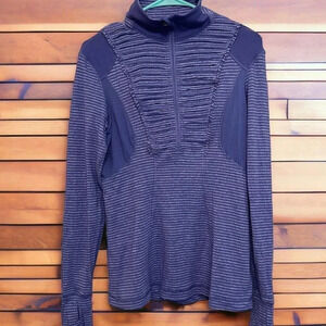 Lululemon women’s Run Your Heart Out pullover. Size 8